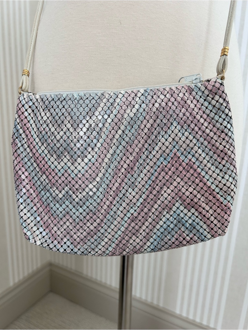 Vtg Whiting and Davis Pastel Pink & Blue Mosaic Mesh Crossbody Bag 1980s